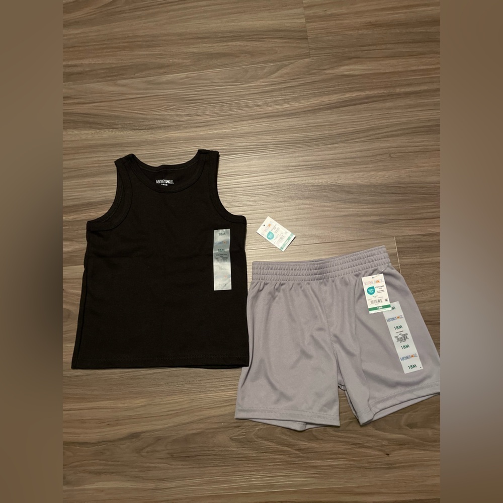 Garanimals Baby Boy Black and Gray Kids Matching Set size 18M-NWT